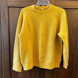 Uniqlo Sweater in Beautiful Mustard Yellow color Size - Small Adult or XL kids